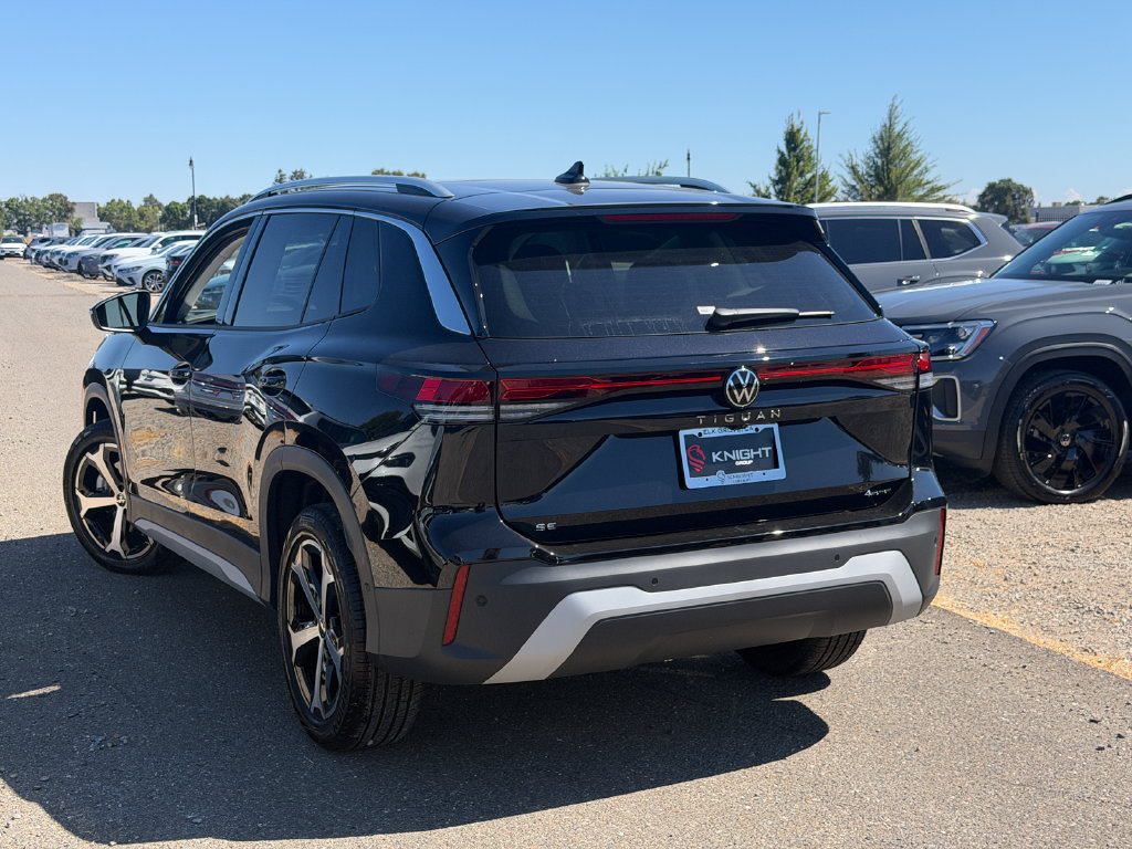 New 2026 Volkswagen Tiguan SE AWD/4WD image 9