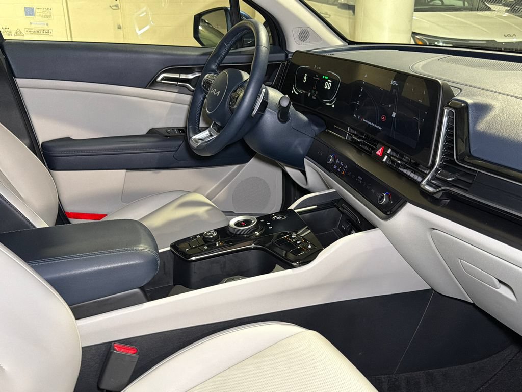 Certified 2023 Kia Sportage EX AWD/4WD image 10