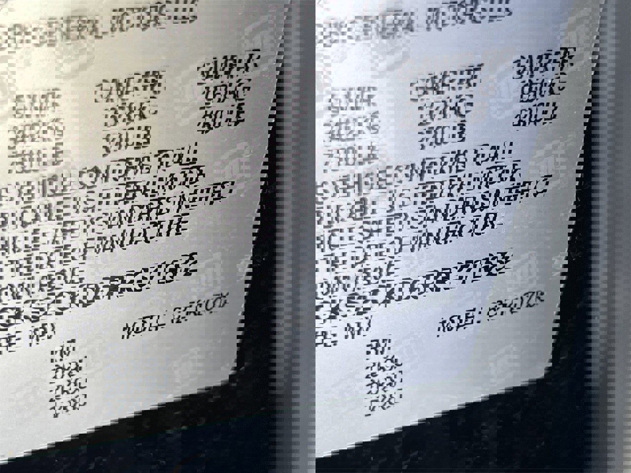 Used 2024 GMC Yukon AT4 w/ AT4 Premium Plus Package image 30