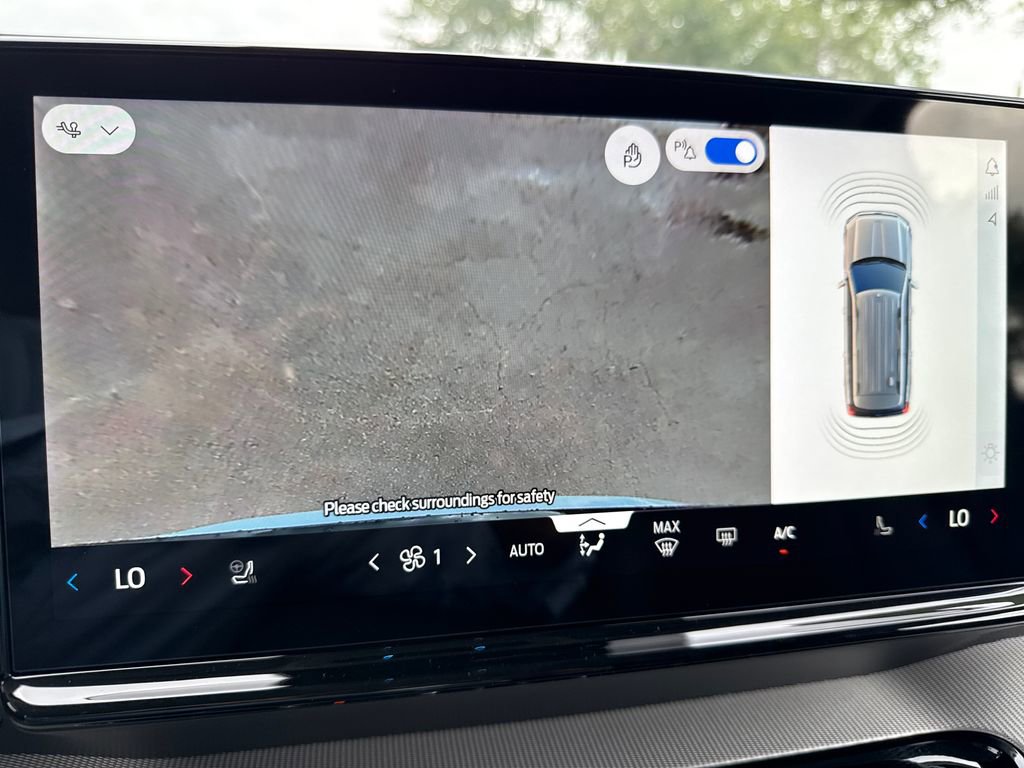 New 2026 Ford Expedition Active RWD image 25