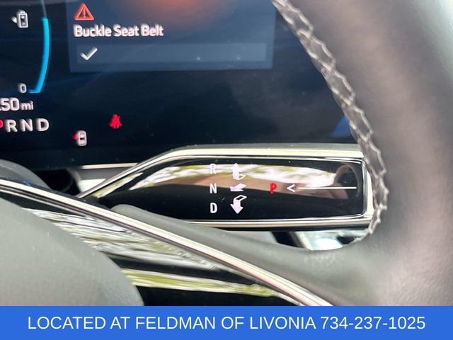 Used 2024 Cadillac Lyriq Luxury AWD/4WD image 15