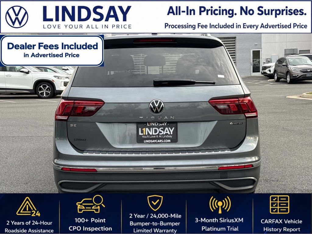 Used 2024 Volkswagen Tiguan SE w/ Panoramic Sunroof Package AWD/4WD image 4