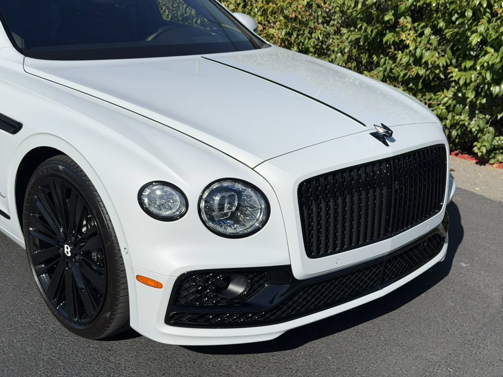 Used 2023 Bentley Flying Spur W12 AWD/4WD image 22