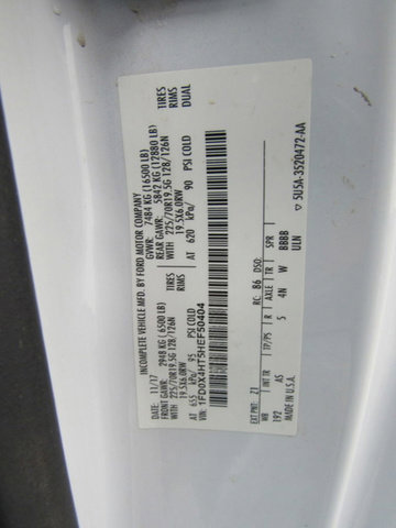 Used 2017 Ford F450 XL w/ Power Equipment Group image 40