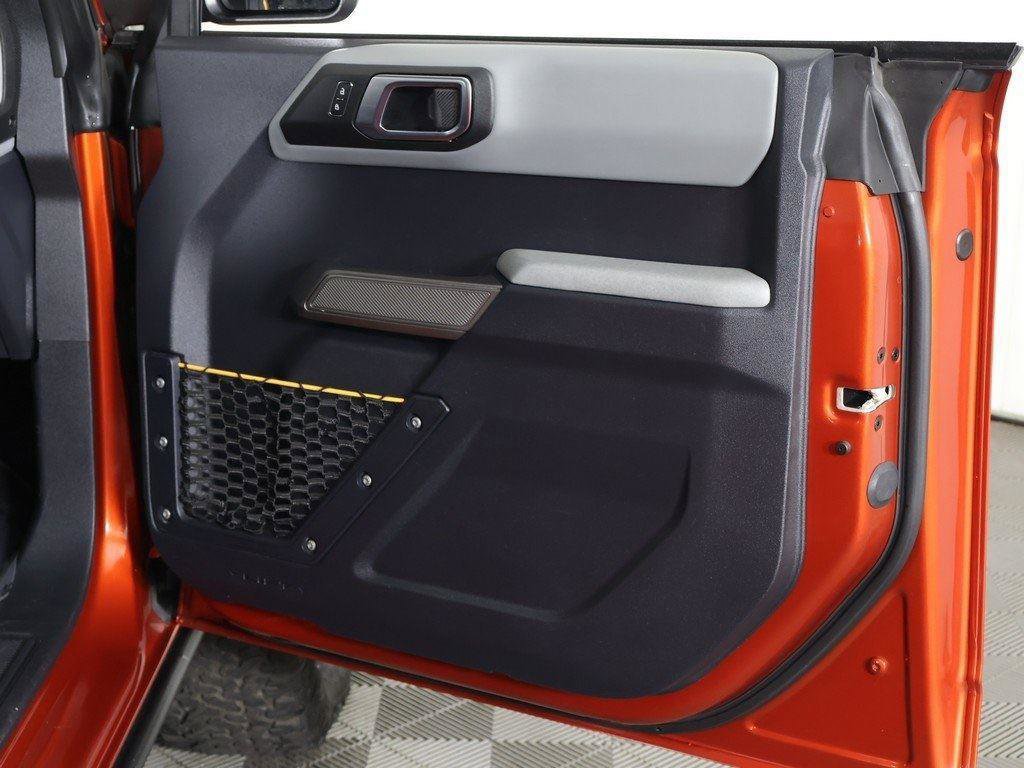Used 2023 Ford Bronco Badlands image 19