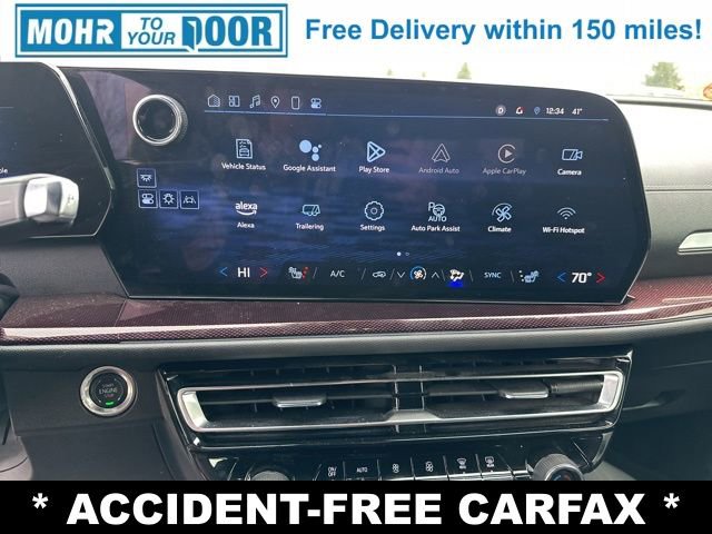 Used 2024 Chevrolet Traverse Z71 w/ Enhanced Driving Package image 19