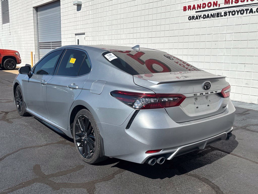 Used 2023 Toyota Camry XSE FWD image 3
