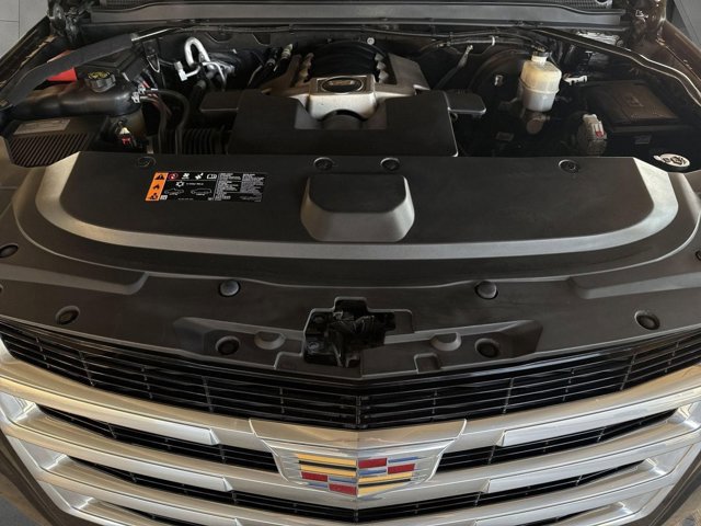 Used 2019 Cadillac Escalade Premium Luxury image 28