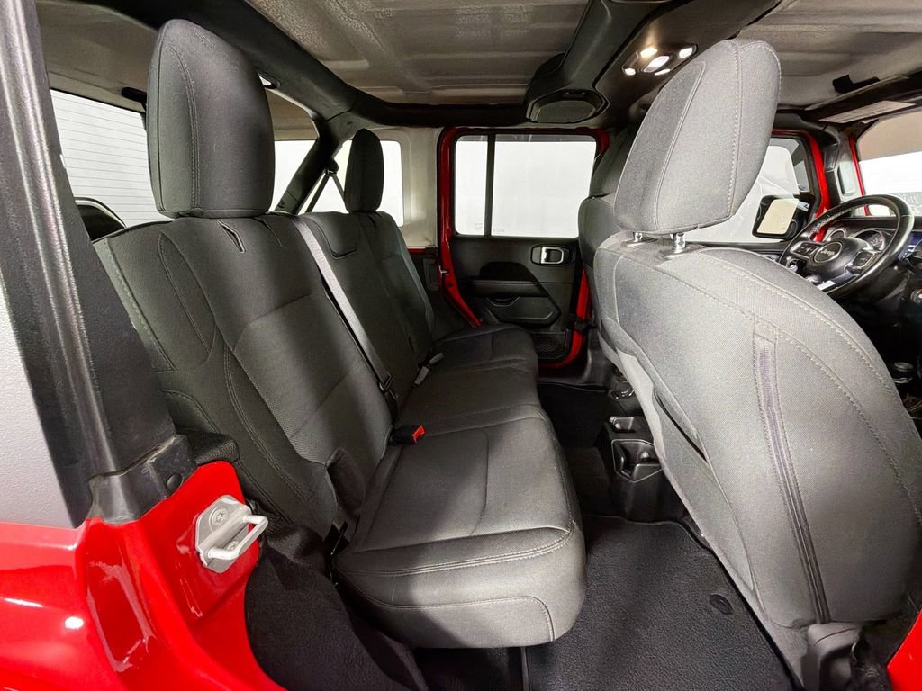 Used 2021 Jeep Wrangler Unlimited Sahara image 26