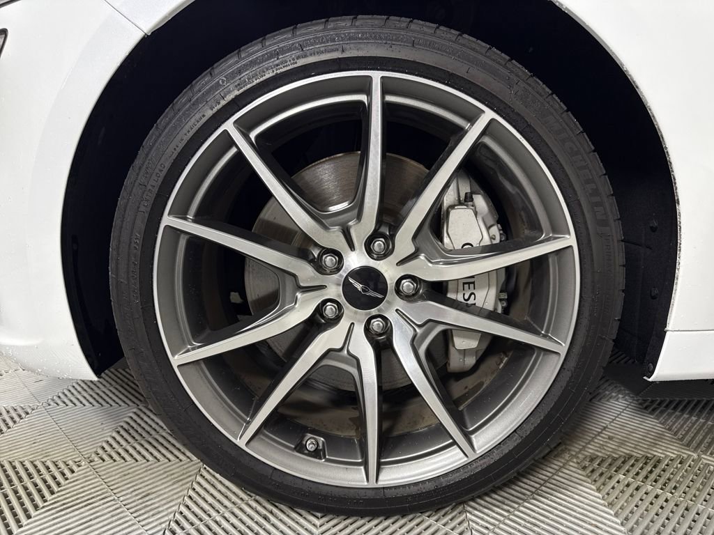 Used 2025 Genesis G70 2.5T image 22