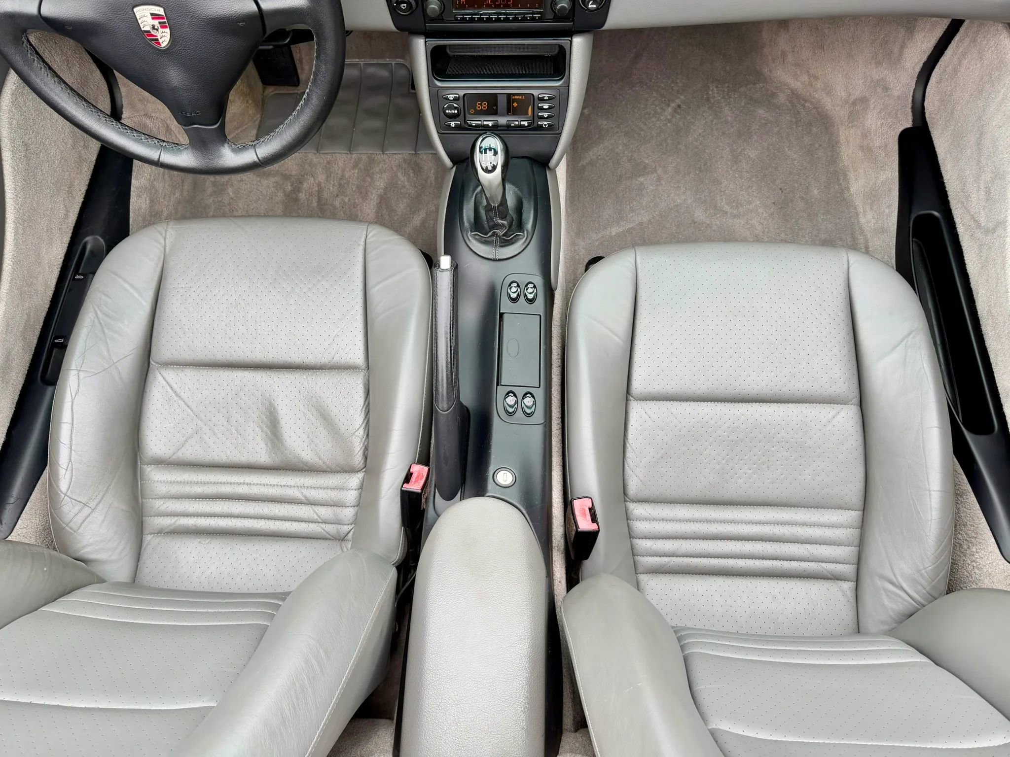 Used 2001 Porsche Boxster RWD image 40