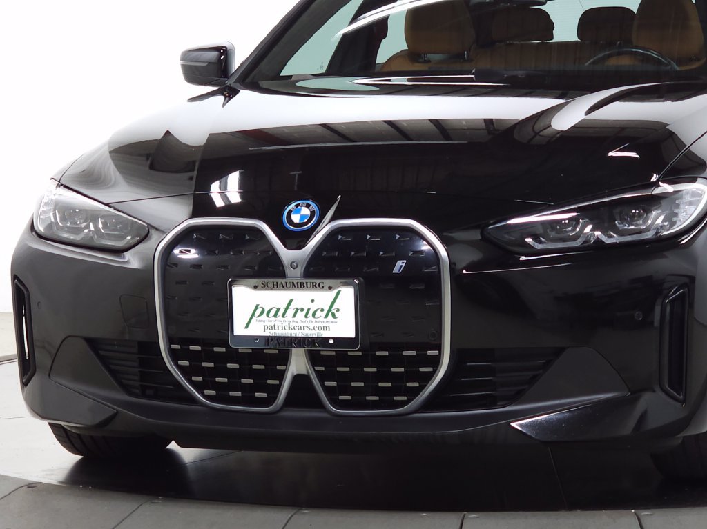 Used 2023 BMW i4 eDrive40 w/ Premium Package RWD image 3