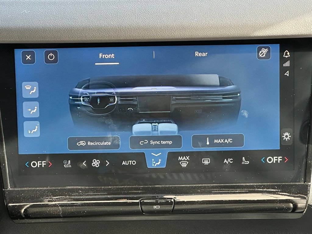 New 2027 Lincoln Navigator Reserve w/ Jet Appearance Package AWD/4WD image 14