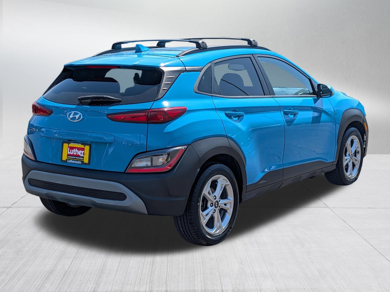 Used 2022 Hyundai Kona SEL w/ Convenience Package FWD image 8