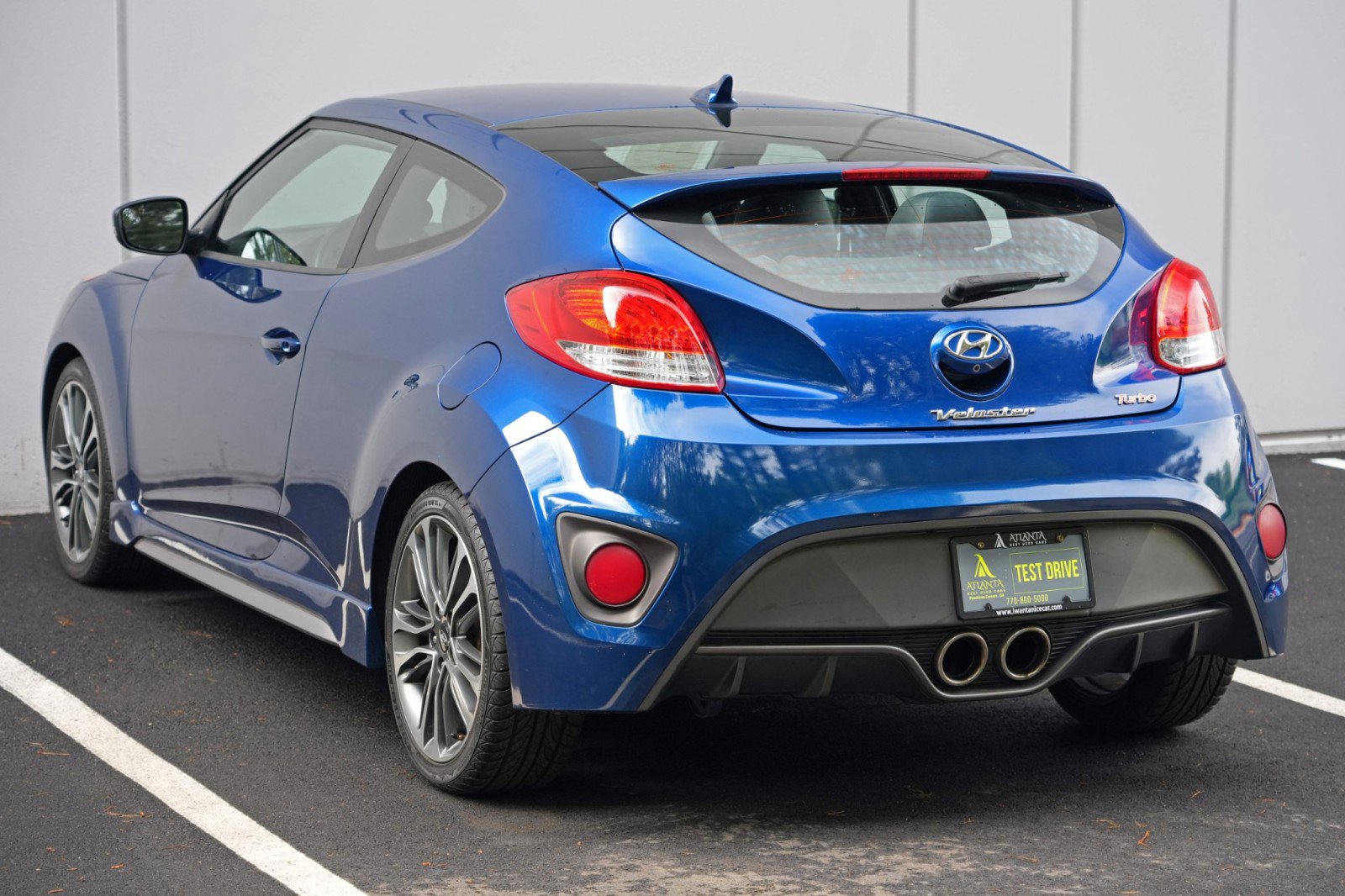 Used 2016 Hyundai Veloster Turbo FWD image 41