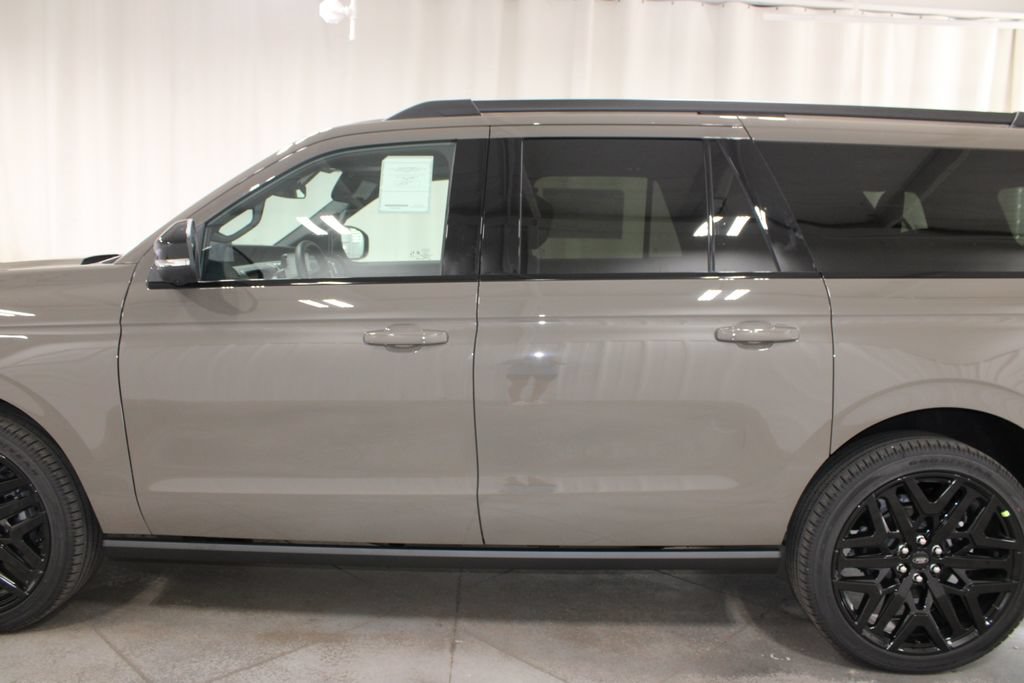 New 2027 Ford Expedition Max Platinum w/ Stealth Performance Package AWD/4WD image 5