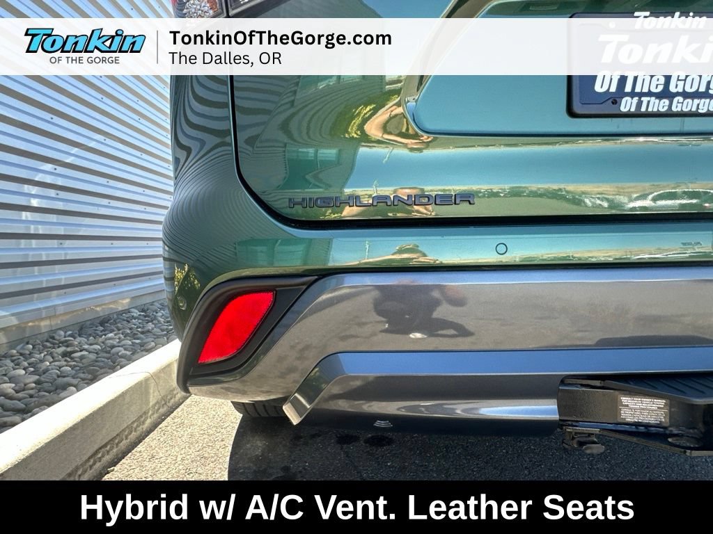 Used 2023 Toyota Highlander Limited AWD/4WD image 34