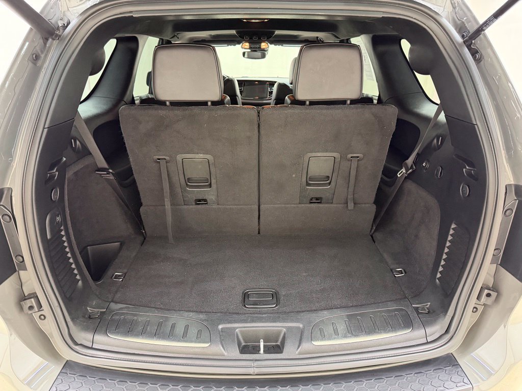 Used 2023 Dodge Durango R/T AWD/4WD image 5