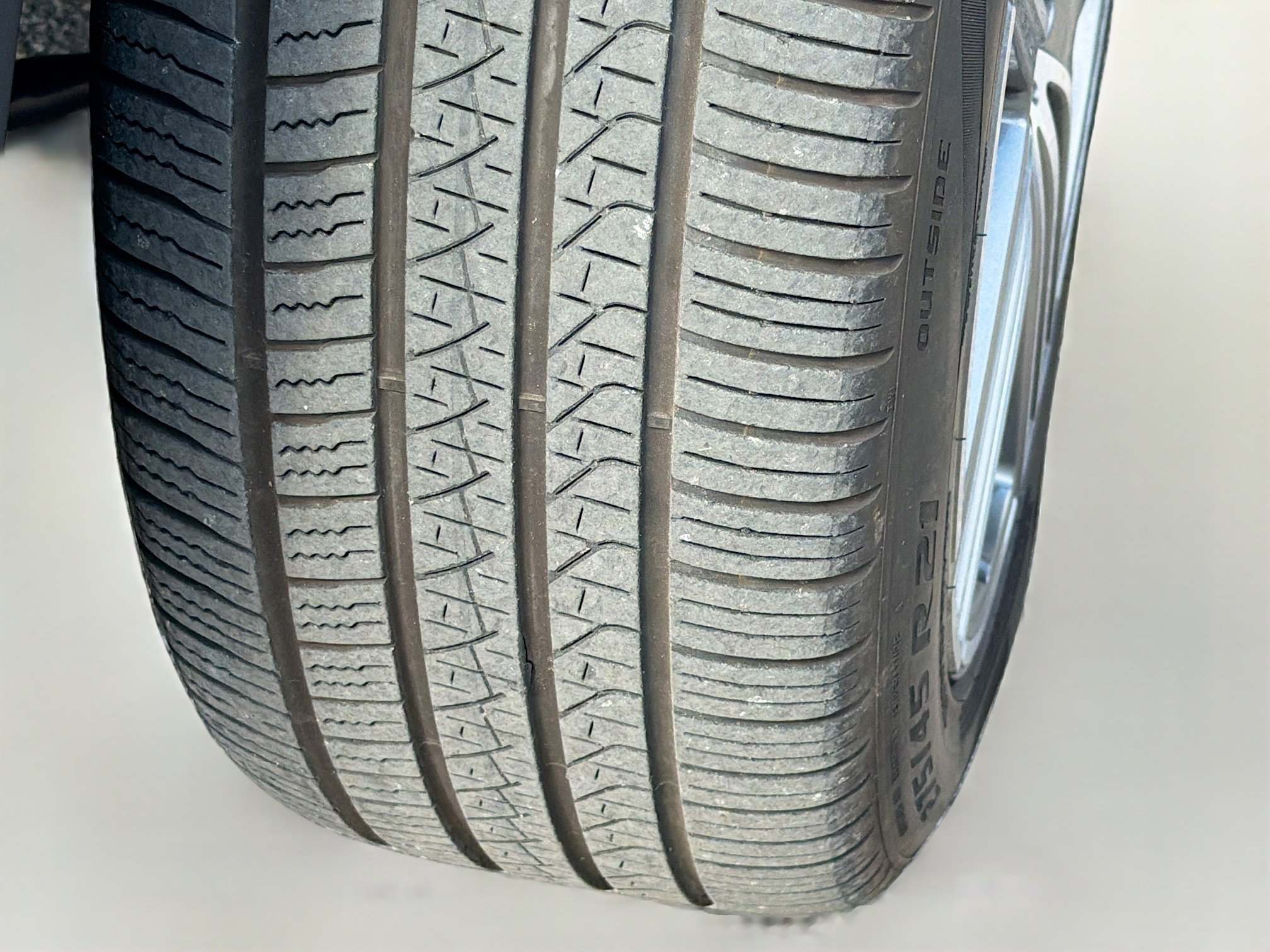 Used 2024 Mercedes-Benz GLS 450 4MATIC image 46