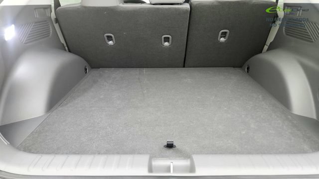 Used 2025 Hyundai Ioniq 5 SE RWD image 28