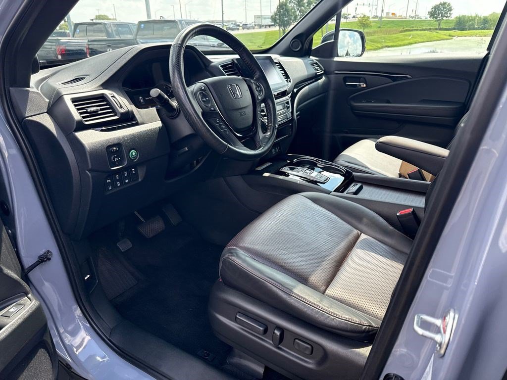Certified 2023 Honda Ridgeline Black Edition image 19