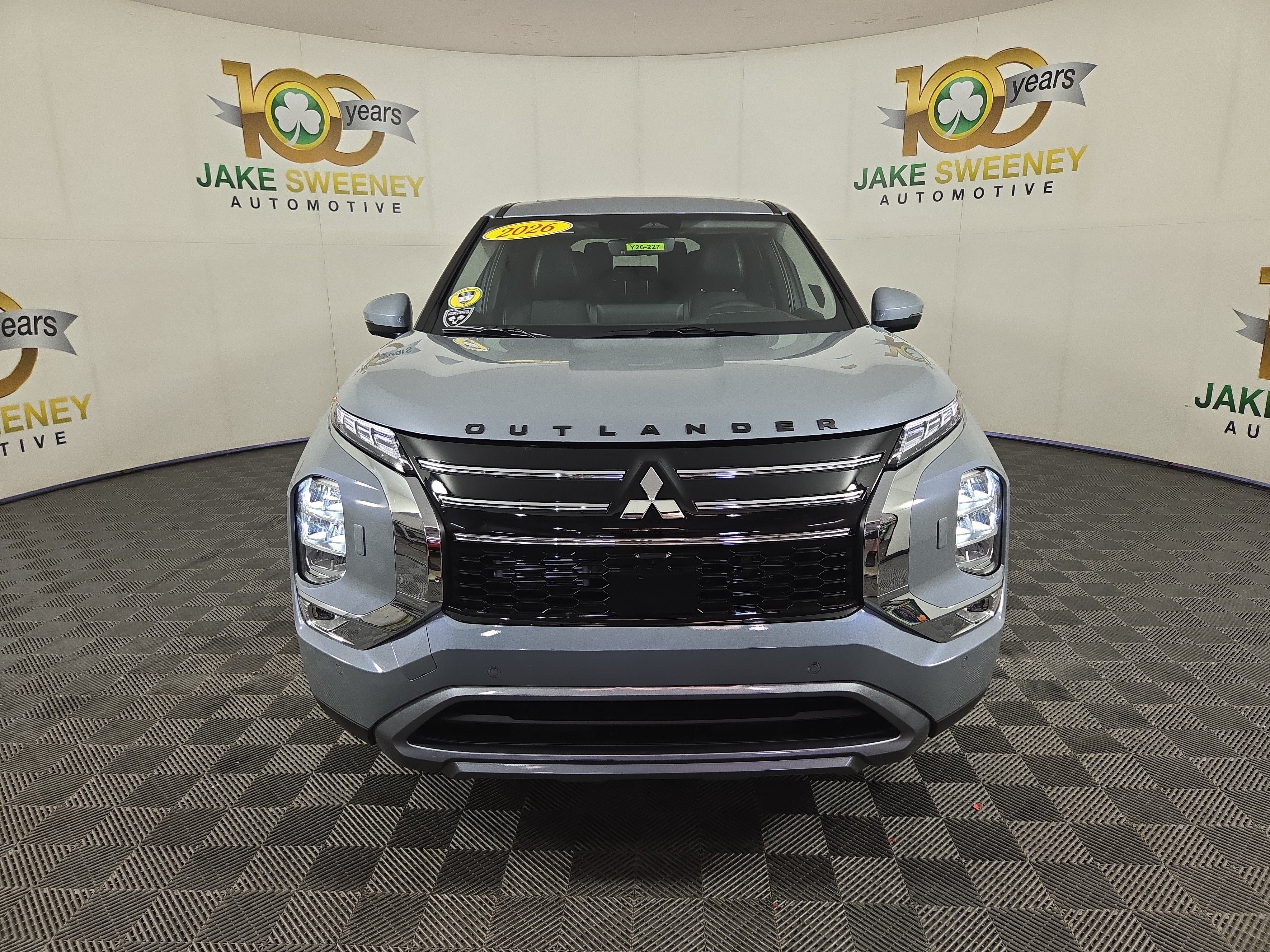 New 2026 Mitsubishi Outlander SE AWD/4WD image 2