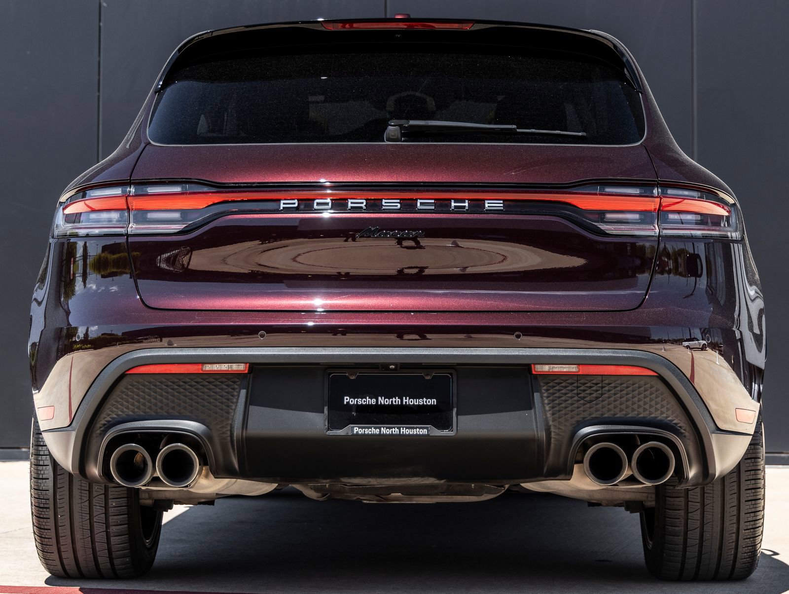 Certified 2023 Porsche Macan image 10