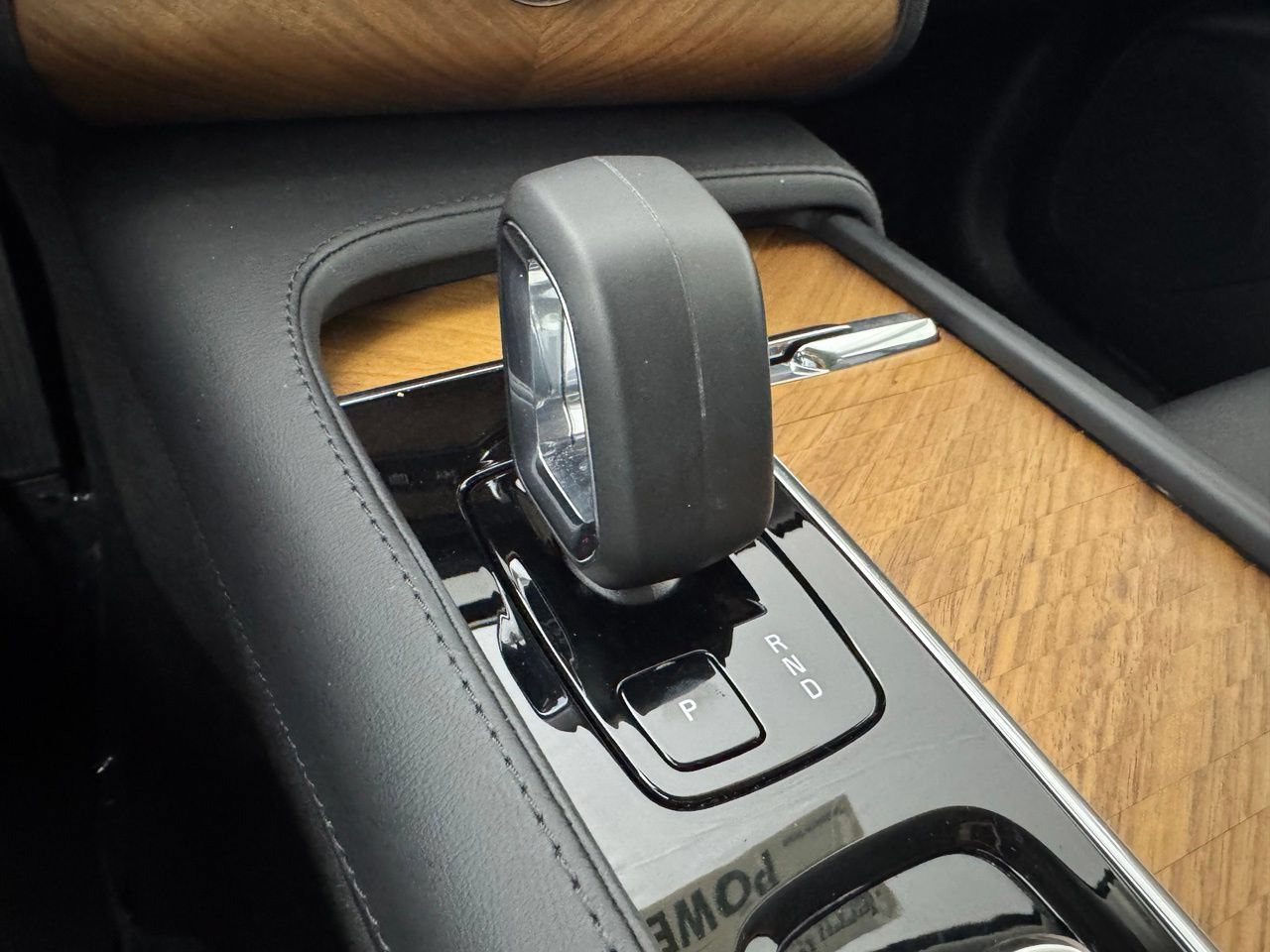 Used 2024 Volvo XC90 B5 Plus AWD/4WD image 26
