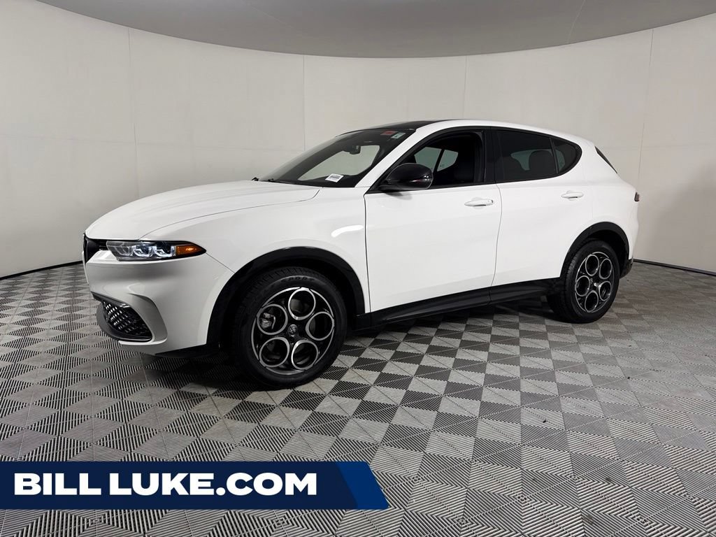 Used 2025 Alfa Romeo Tonale AWD/4WD image 1