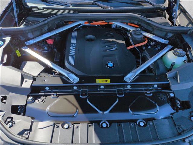 New 2026 BMW X5 xDrive50e image 17