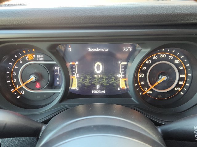 Used 2024 Jeep Wrangler Unlimited Sport AWD/4WD image 6
