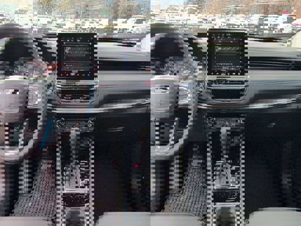 New 2026 Jeep Compass Latitude image 18