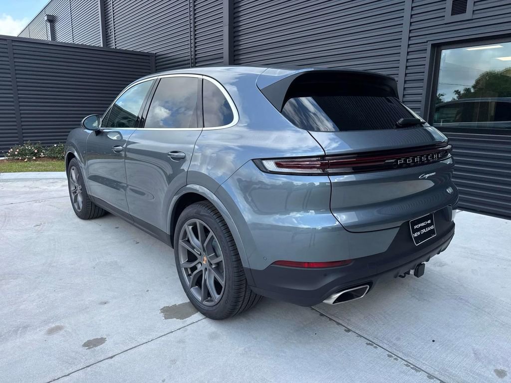 New 2026 Porsche Cayenne image 3