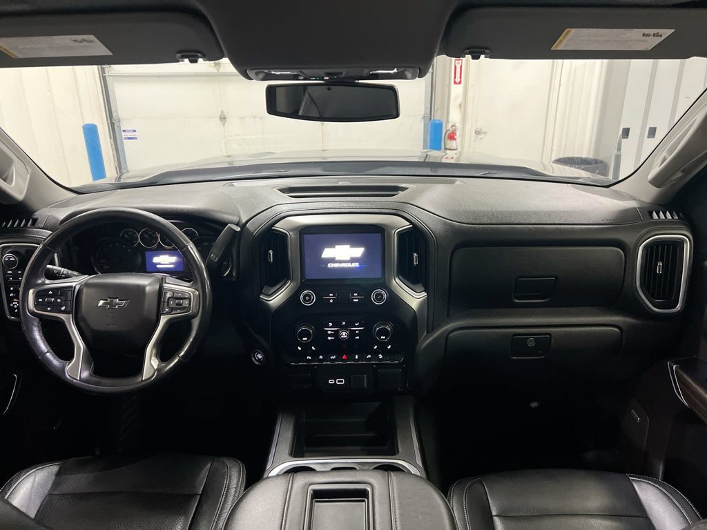 Used 2020 Chevrolet Silverado 1500 LT Trail Boss AWD/4WD image 10
