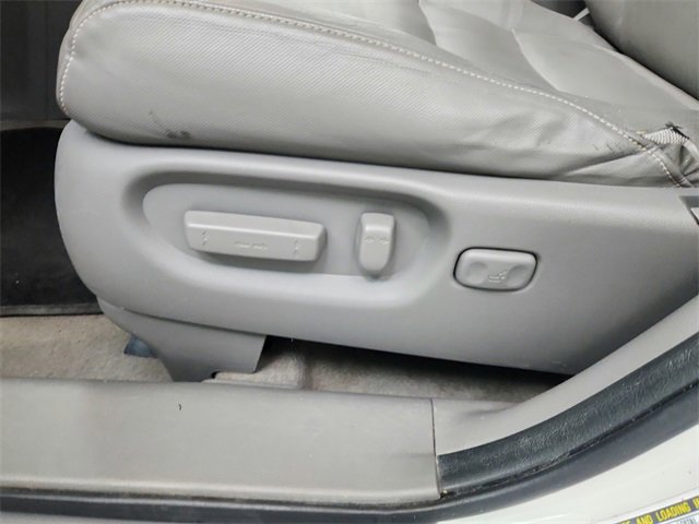 Used 2011 Honda CR-V EX-L image 20