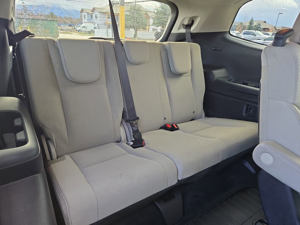 Used 2021 Subaru Ascent Premium w/ Convenience Package image 16