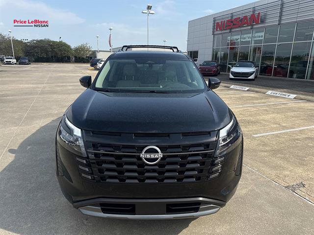 New 2026 Nissan Pathfinder SL FWD image 2