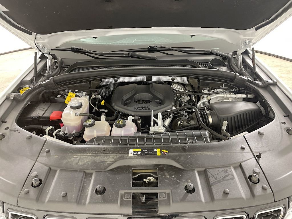 Used 2023 Jeep Grand Cherokee 4WD 4xe w/ Luxury Tech Group II image 35