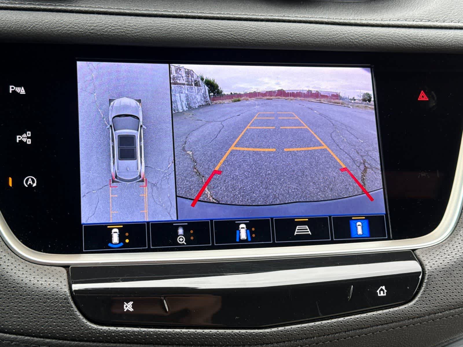 Used 2025 Cadillac XT5 Sportv w/ Technology Package AWD/4WD image 20