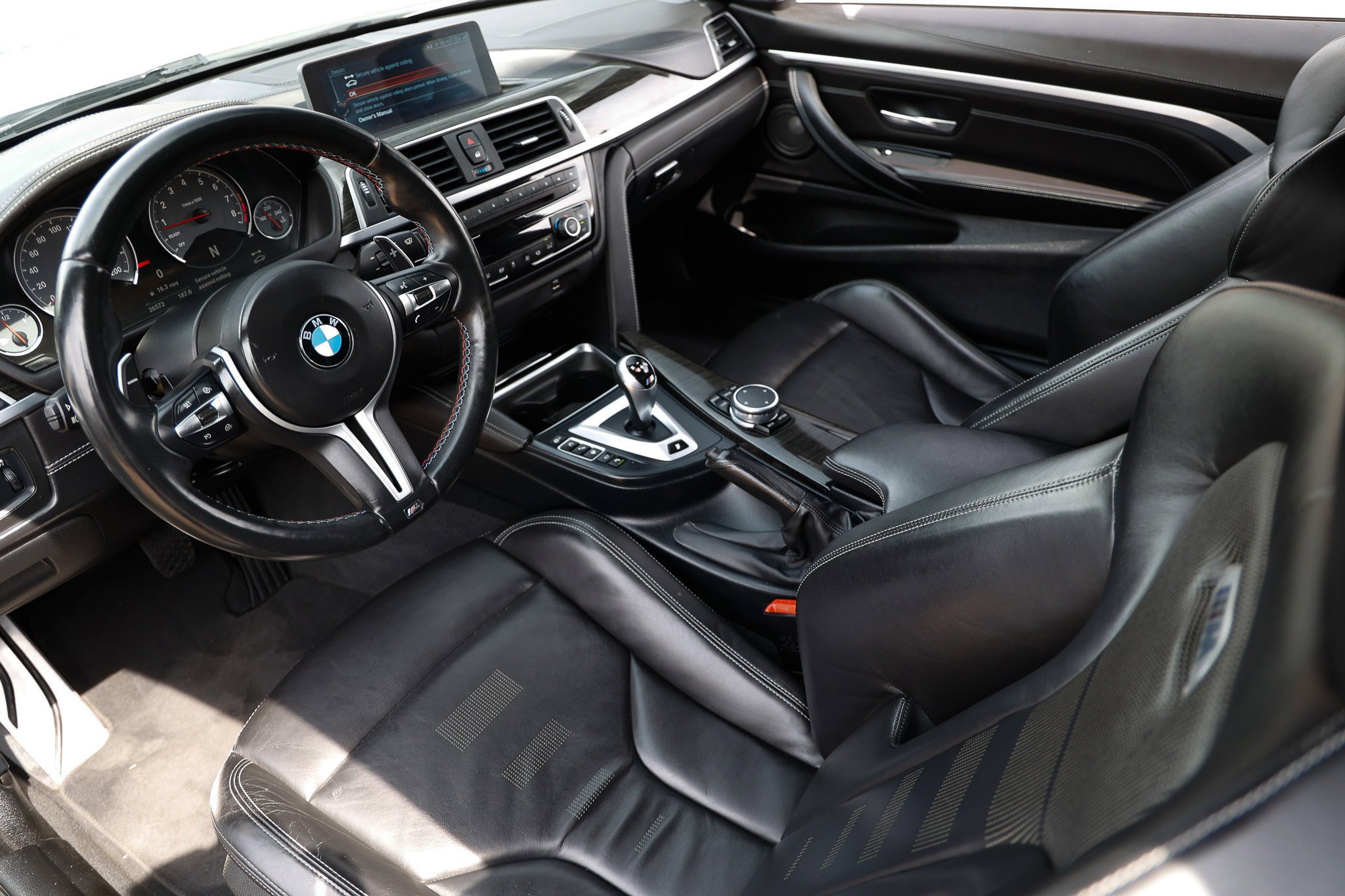 Used 2017 BMW M4 Coupe RWD image 6