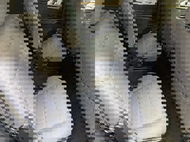 Used 2025 Ford Explorer Active image 27