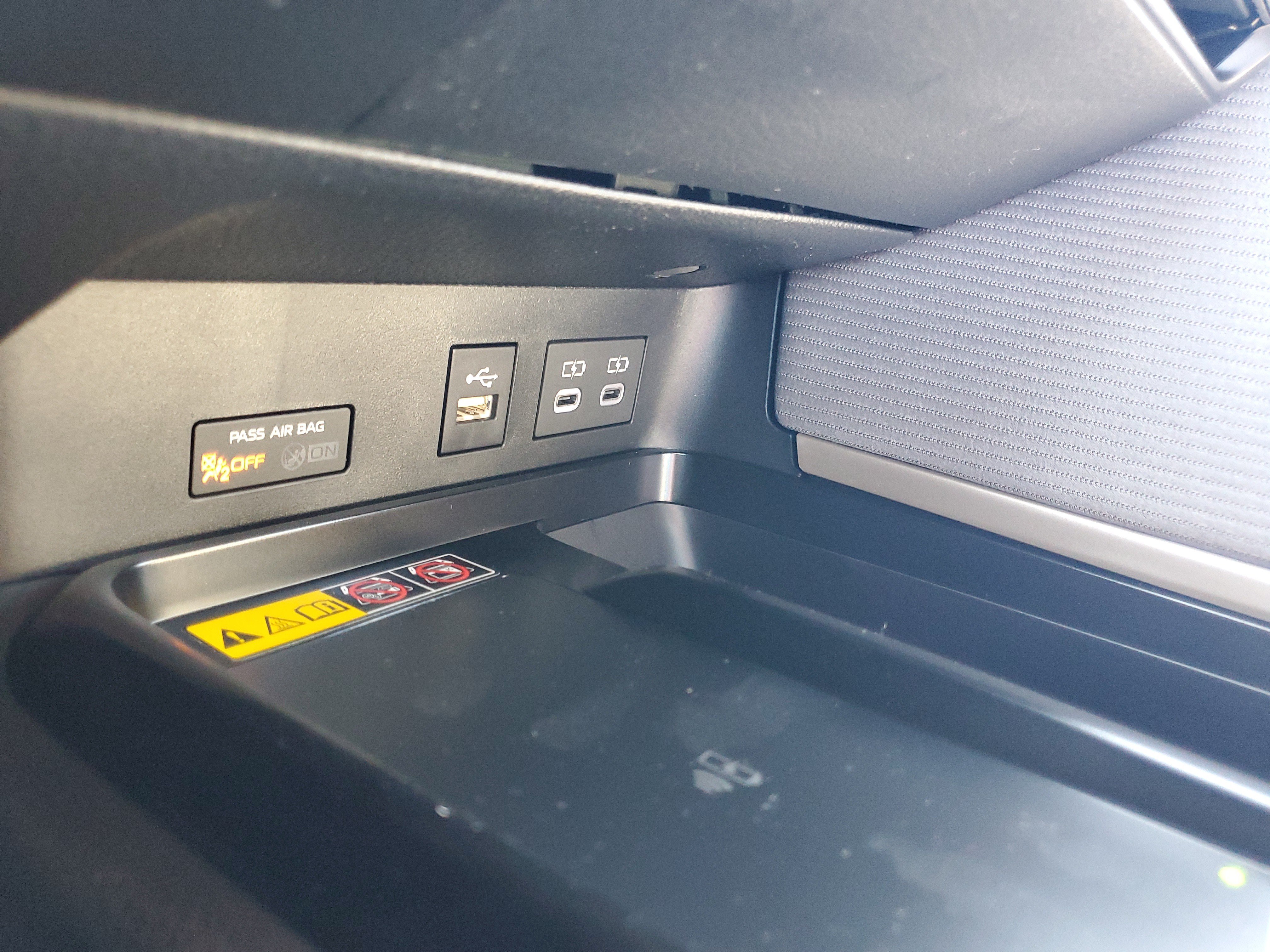 New 2027 Toyota Camry SE w/ Convenience Package FWD image 30