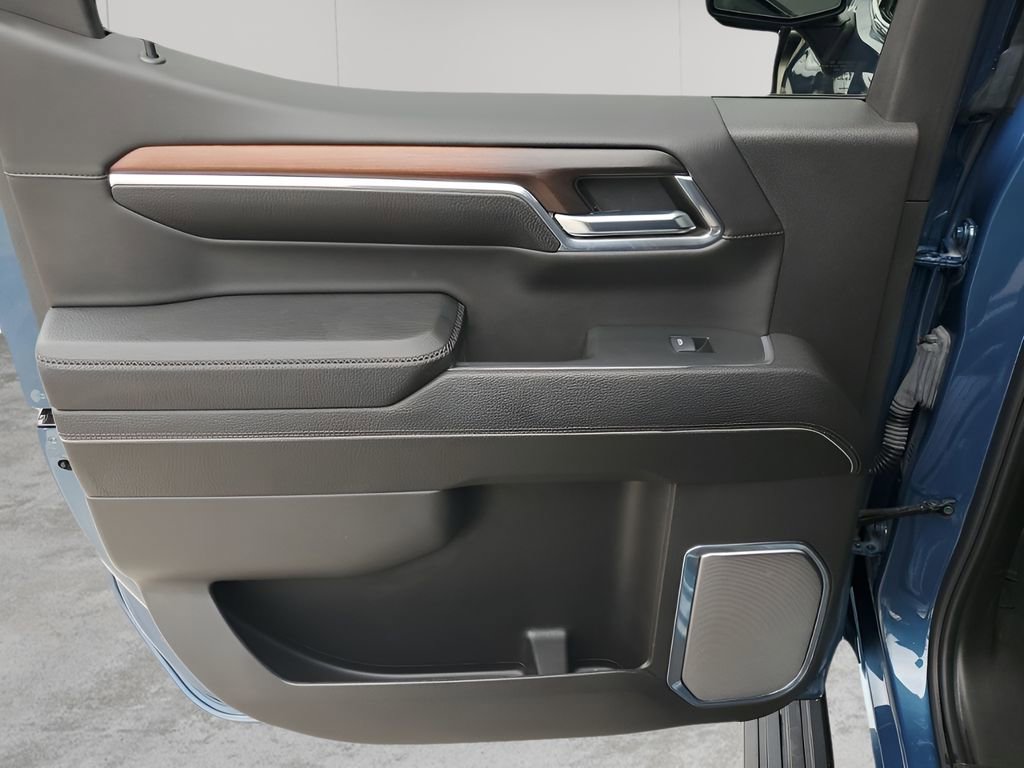 Certified 2024 GMC Sierra 1500 Denali w/ Denali Reserve Package image 16