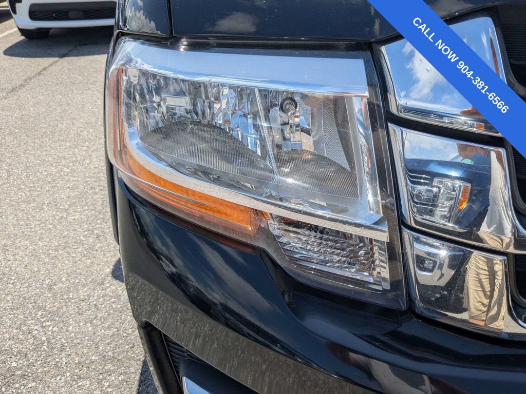 Used 2017 Ford Expedition XLT RWD image 10