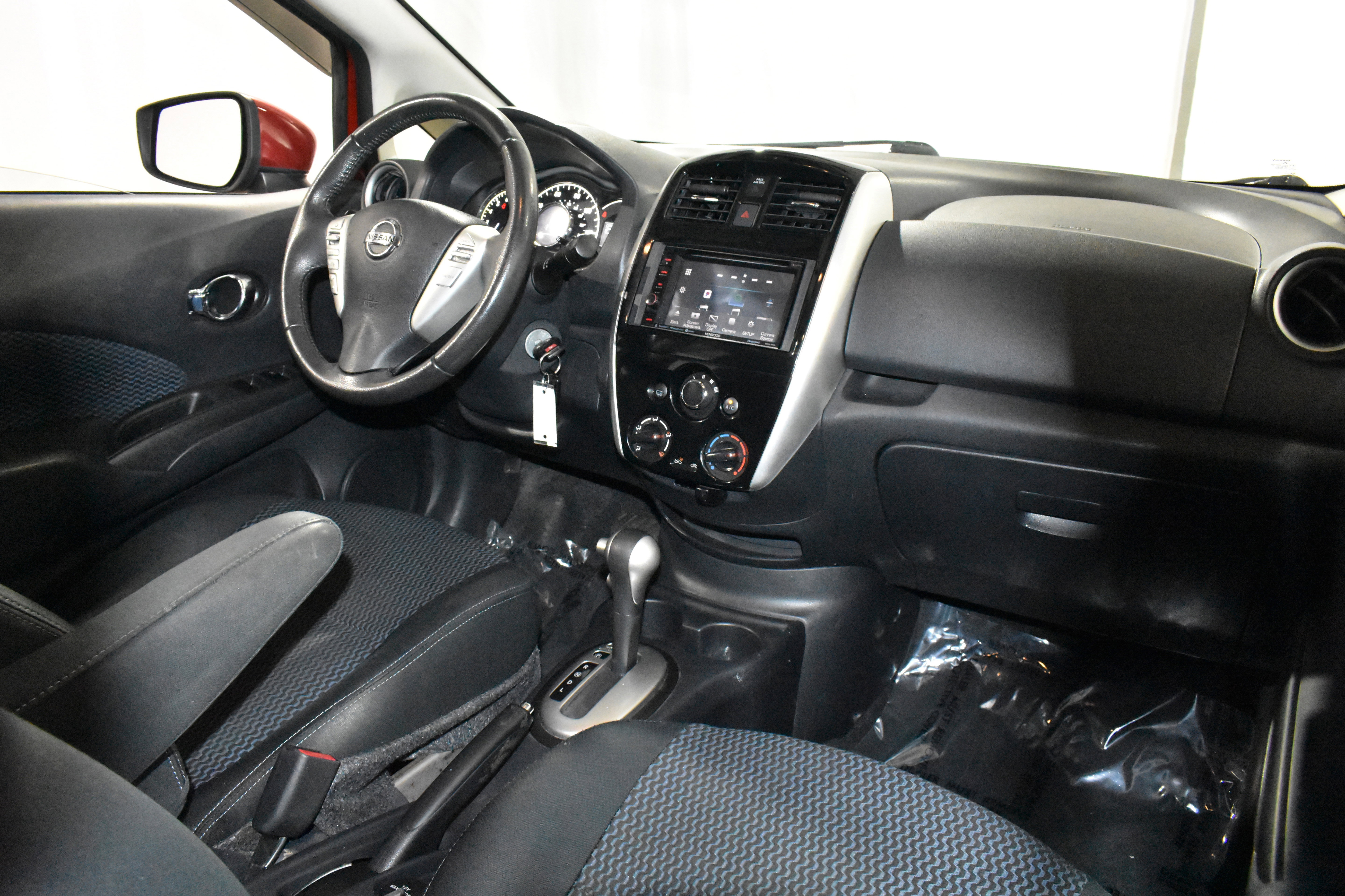 Used 2015 Nissan Versa Note SV image 27