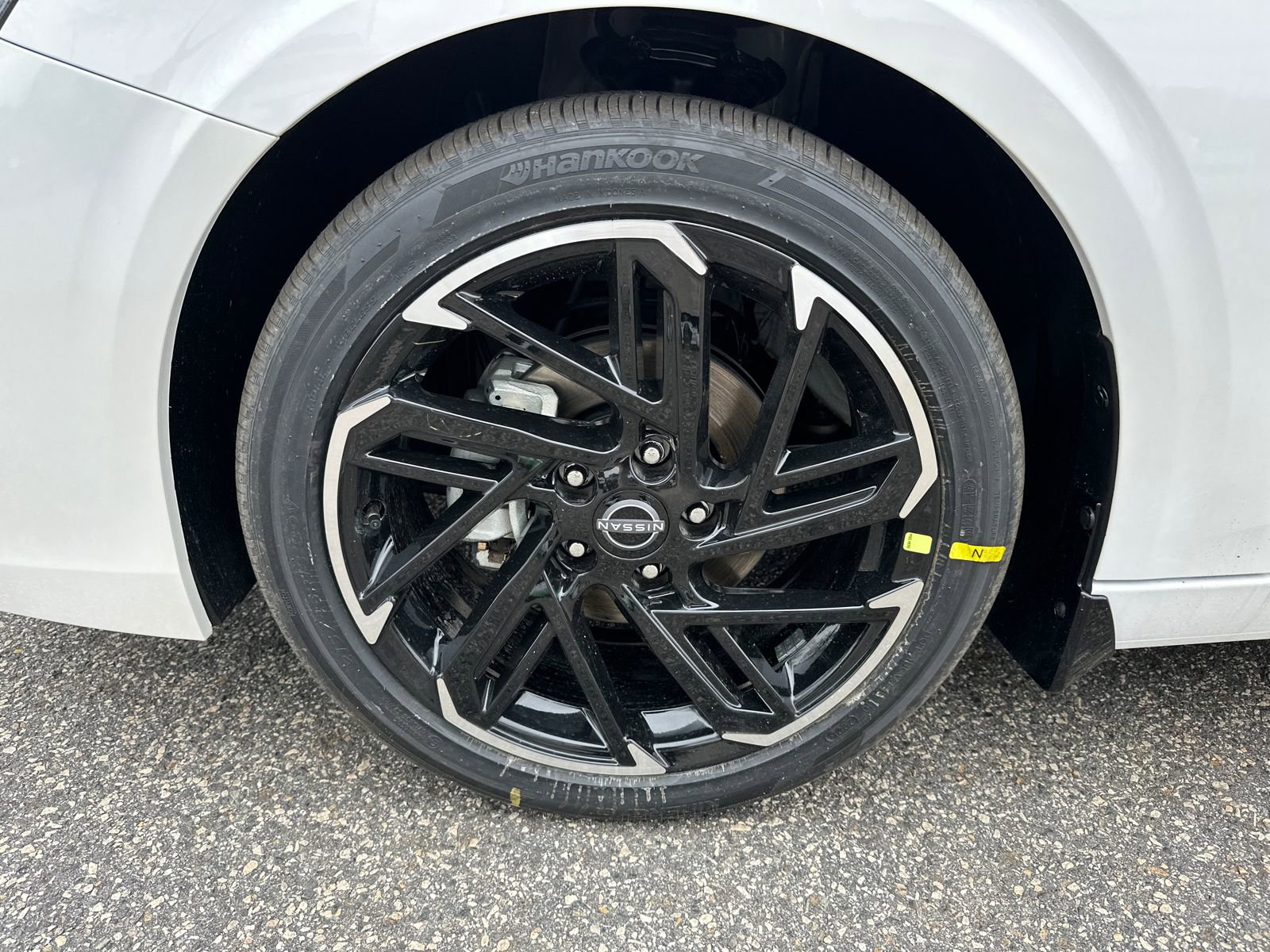 New 2026 Nissan Sentra SR w/ SR Premium Package image 11