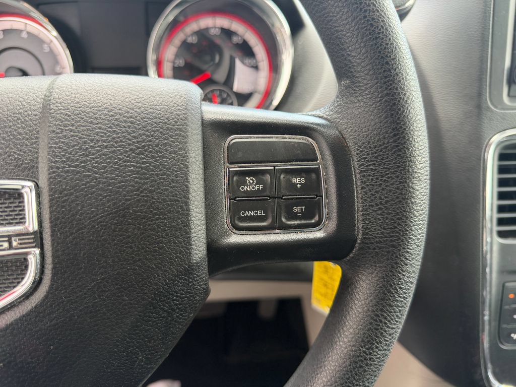 Used 2019 Dodge Grand Caravan SE w/ UConnect Hands-Free Group FWD image 17