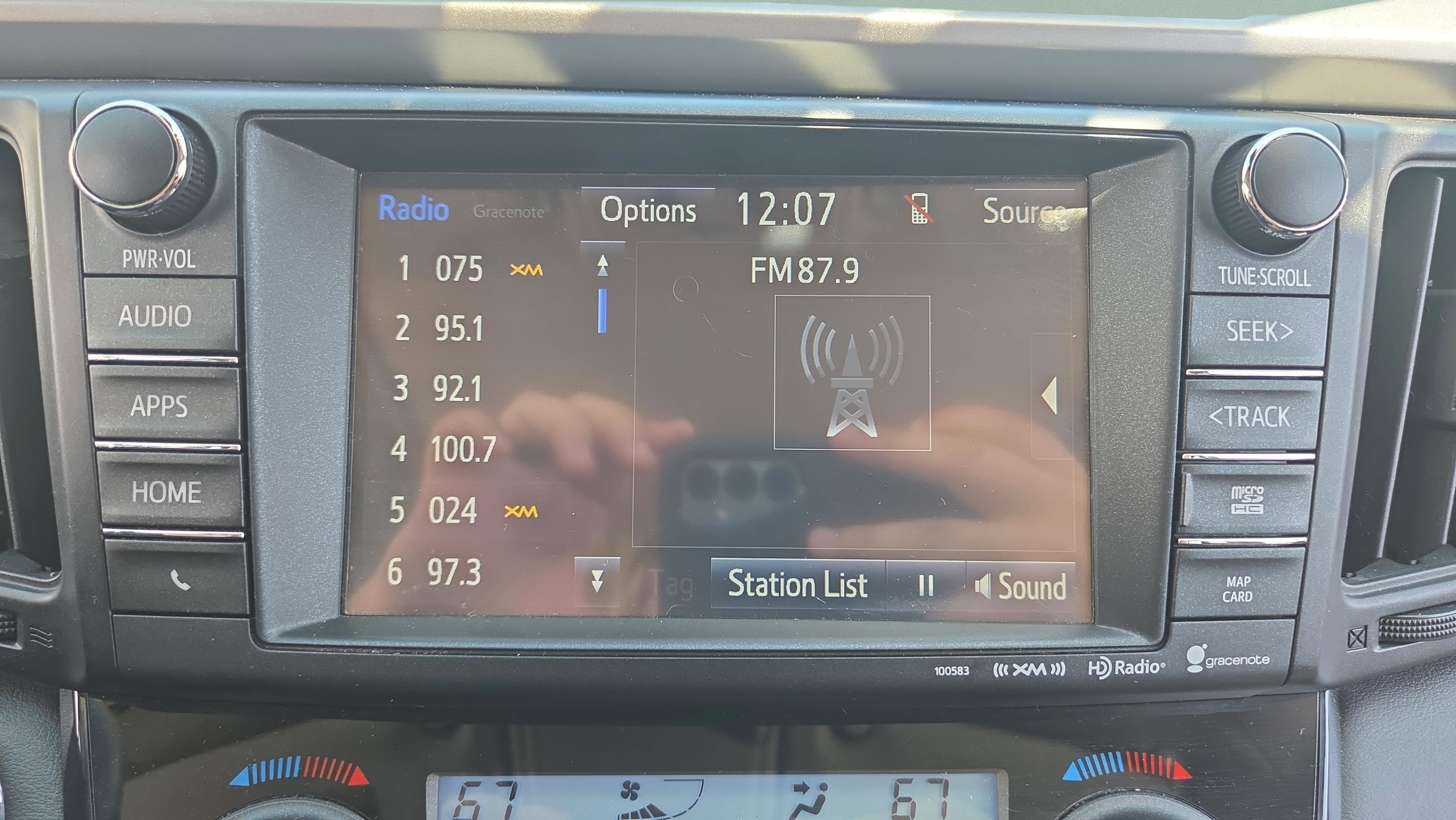 Used 2016 Toyota RAV4 Limited FWD image 32