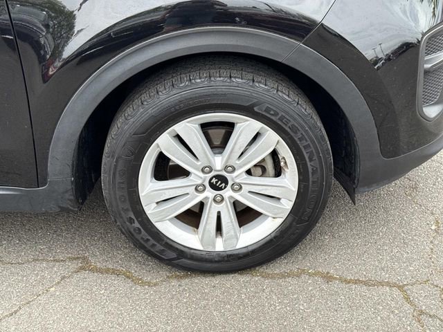 Used 2019 Kia Sportage LX image 5