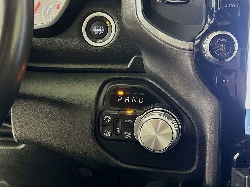 Used 2023 RAM 1500 Laramie AWD/4WD image 19